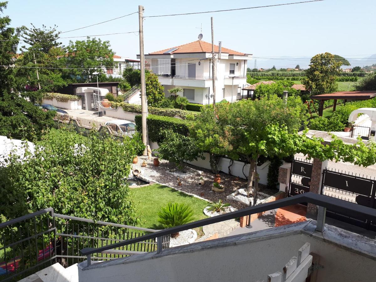 Villa Miriade B&B Paestum Exterior photo